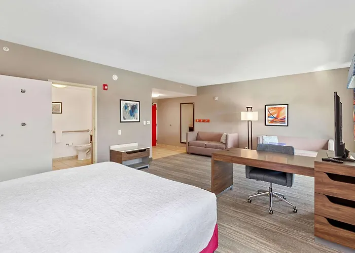 Hampton Inn & Suites Orlando-Apopka
